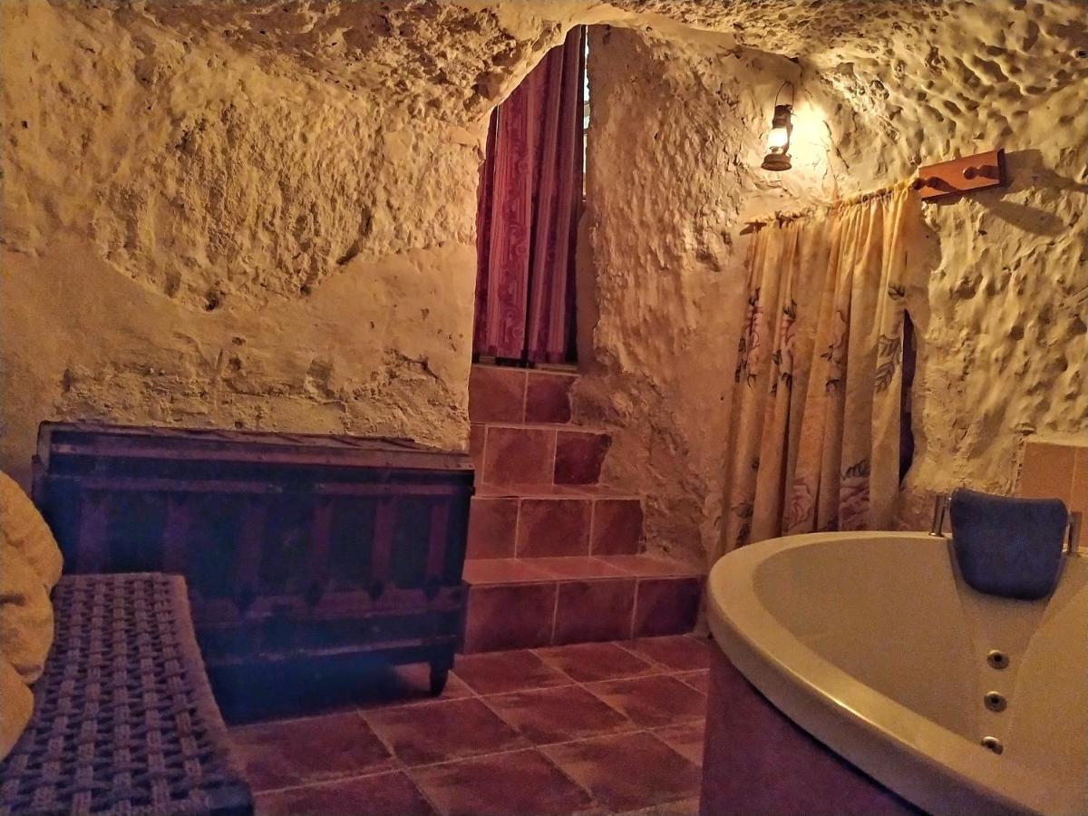 Casa Rural con Jacuzzi Paraíso del Júcar Alcala del Jucar Exterior foto