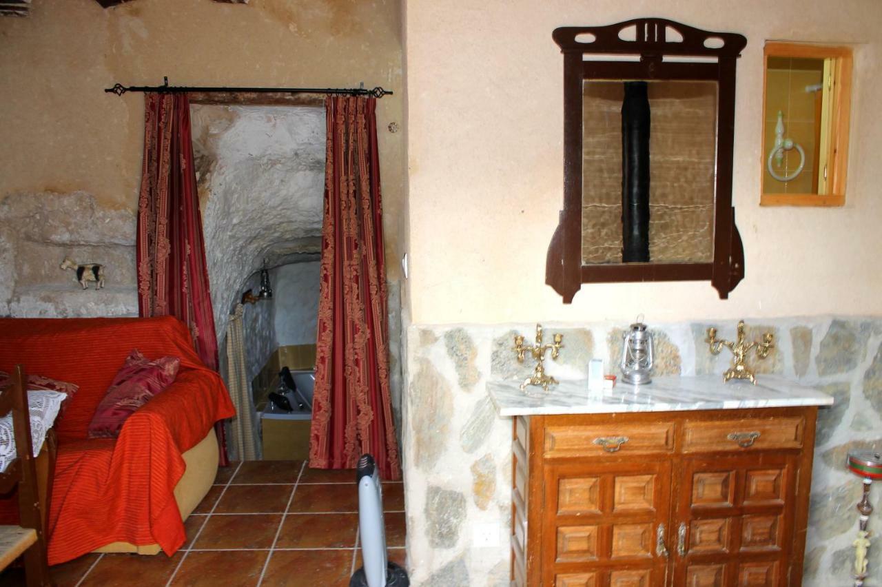 Casa Rural con Jacuzzi Paraíso del Júcar Alcala del Jucar Exterior foto